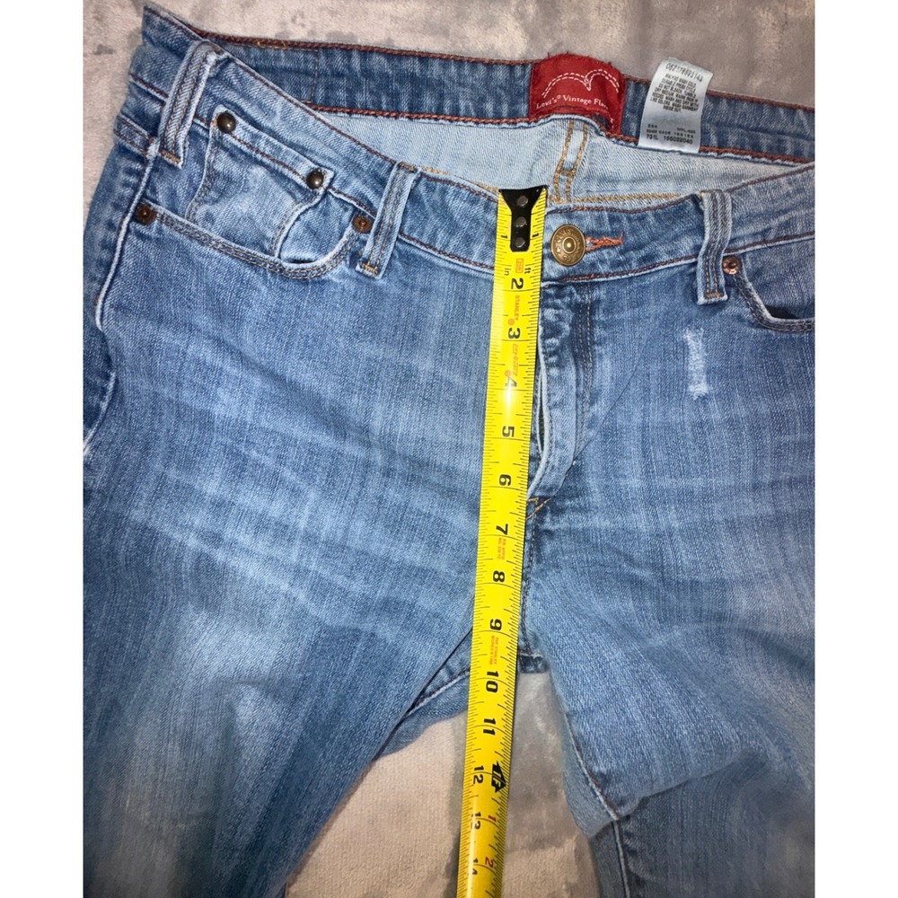 Levis Vintage‎ Flare 572 Jeans Womens 14M Light Wash Blue Distressed Mid Rise - Picture 6 of 11